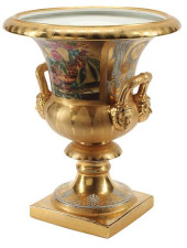 LARGE BERLIN STYLE GILT PORCEL