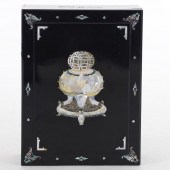 LARGE BLACK LACQUER AND MOTHER