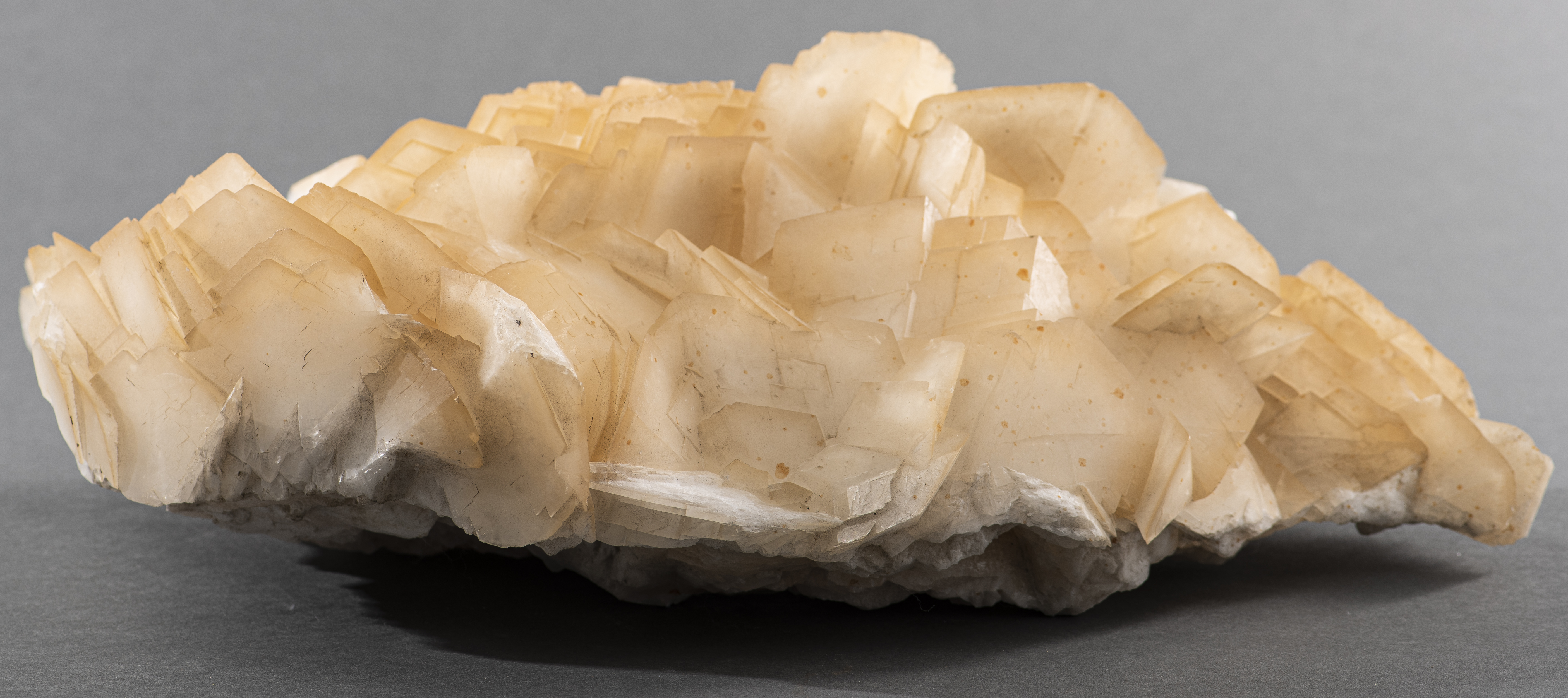 LARGE BLADED BARITE MINERAL