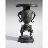 LARGE BRONZE USUBATA VASE
EDO