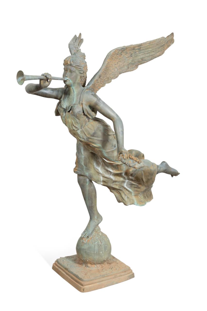 LARGE BRONZE WINGED NIKE