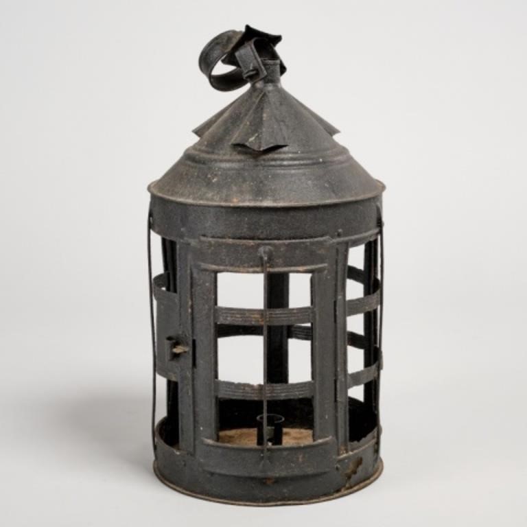 LARGE CANDLE HOLDERA large metal