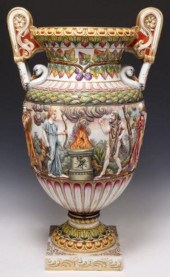 LARGE CAPODIMONTE STYLE PORCEL