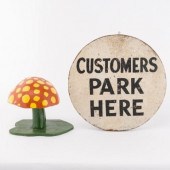 LARGE CARVED MUSHROOM & VINTAG