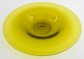 LARGE CHARTREUSE AMERICAN STUD