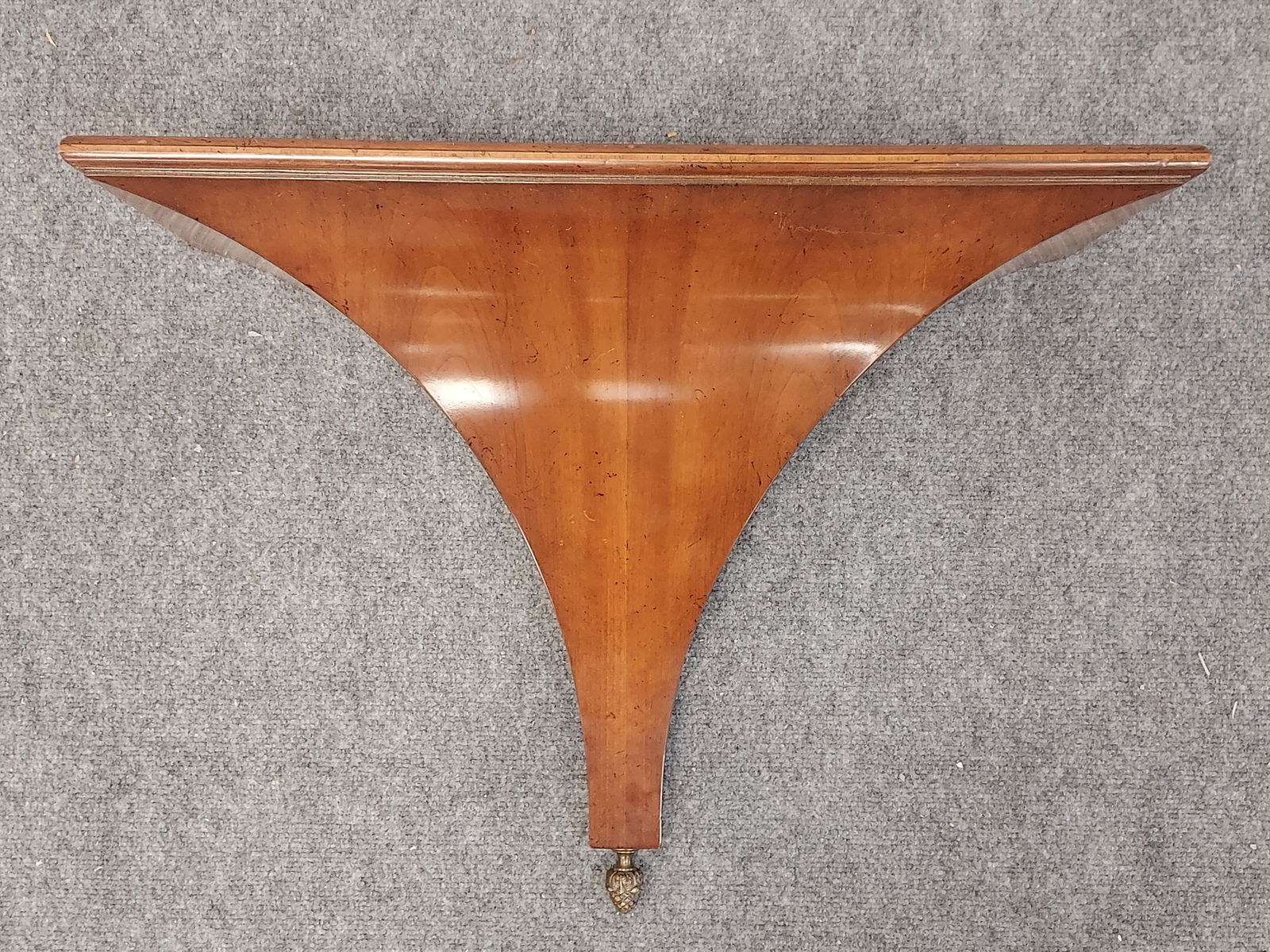 LARGE CHERRYWOOD CORBEL / WALL