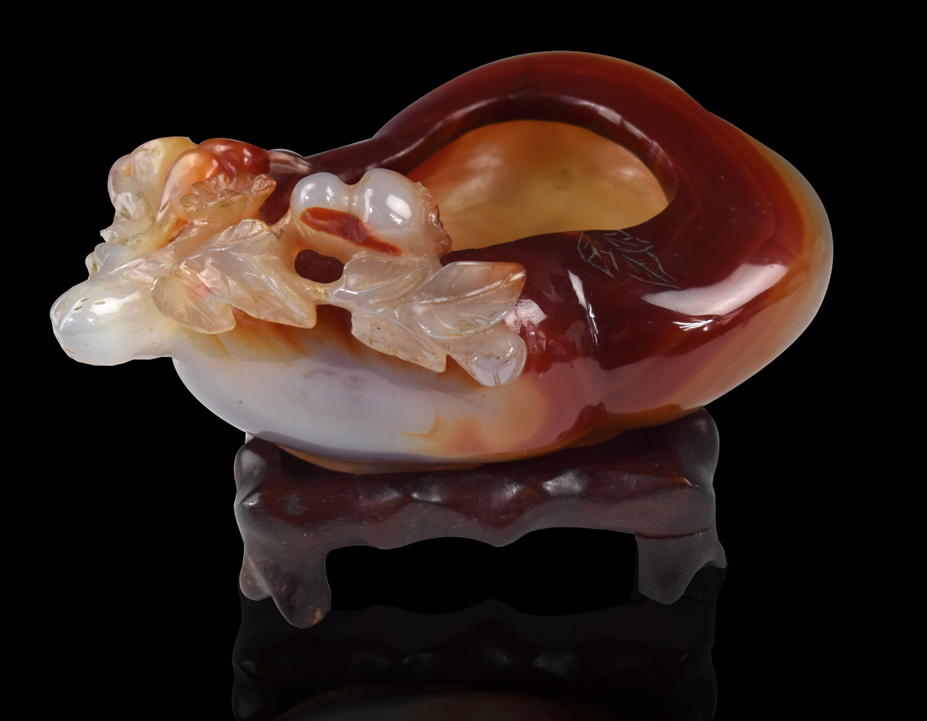 LARGE CHINESE AGATE CARVED BRUSH