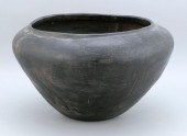 LARGE CHINESE ARCHAIC-STYLE BL