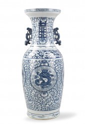 LARGE CHINESE B & W DRAGON & P