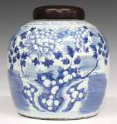 LARGE CHINESE BLUE &AMP; WHITE