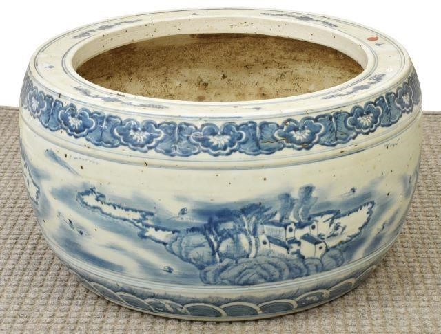 LARGE CHINESE BLUE & WHITE