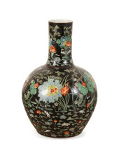 LARGE CHINESE BOTTLE VASE, FAM