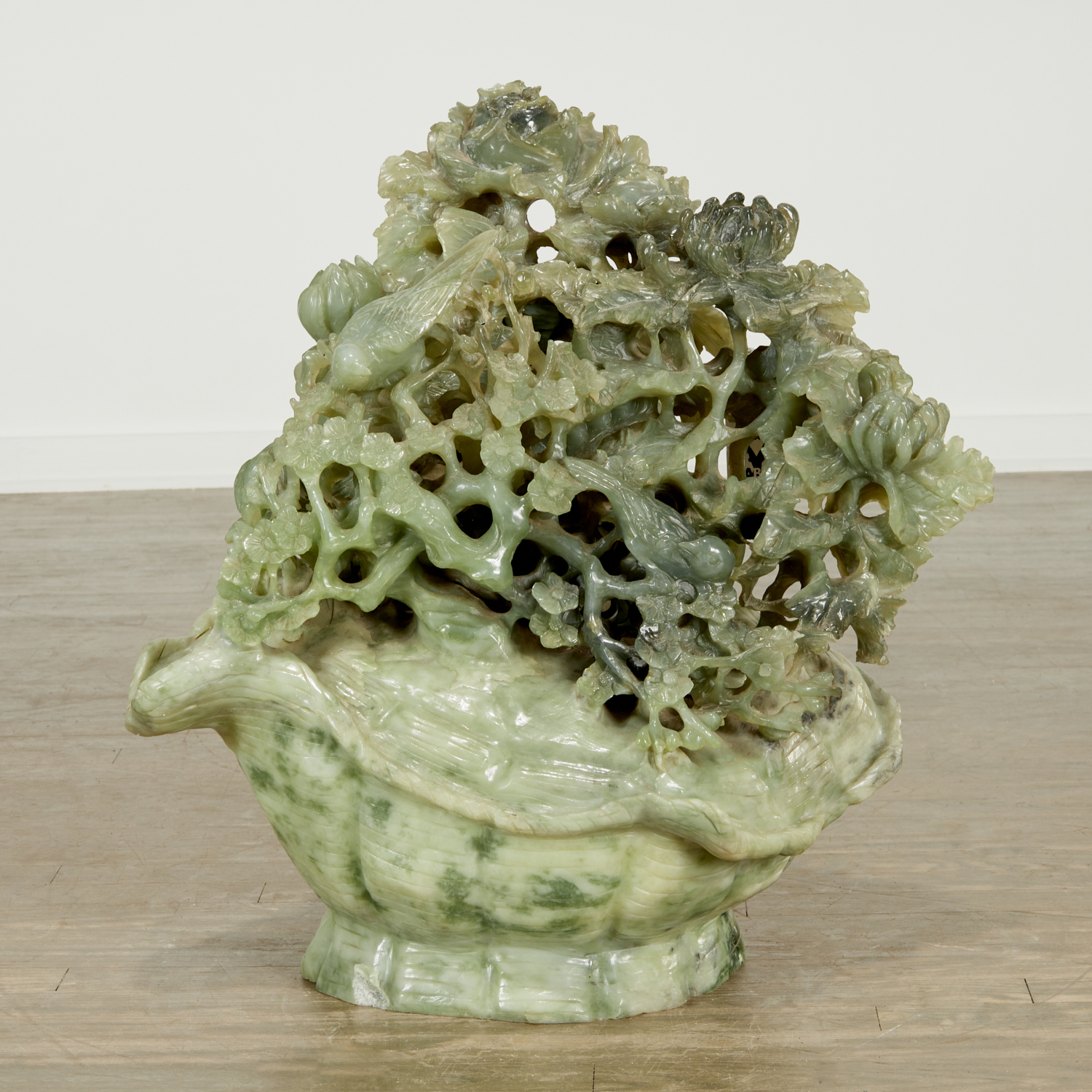 LARGE CHINESE CARVED HARDSTONE