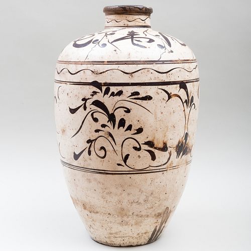 LARGE CHINESE CIZHOU POTTERY