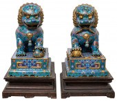 LARGE CHINESE CLOISONNE GUARDI