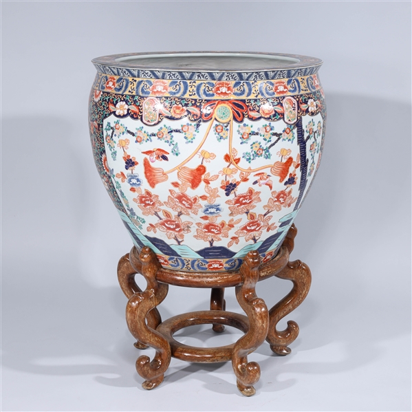 Large Chinese enameled porcelain