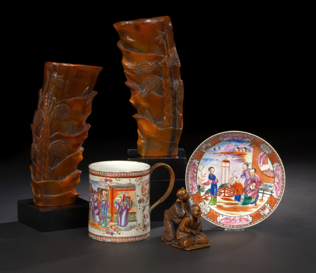 Large Chinese Export Porcelain Mug,