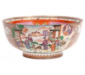 LARGE CHINESE EXPORT PORCELAIN