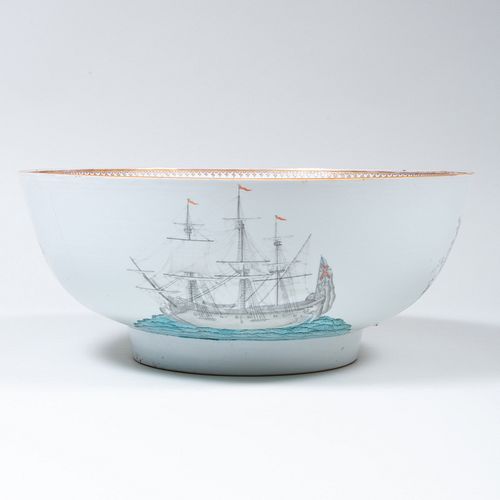 LARGE CHINESE EXPORT PORCELAIN