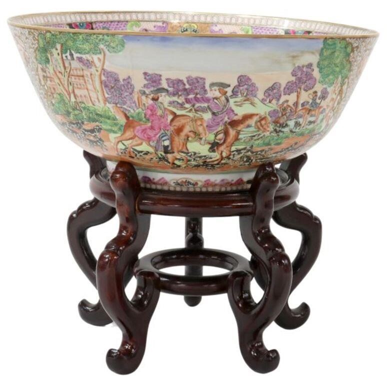 LARGE CHINESE EXPORT STYLE