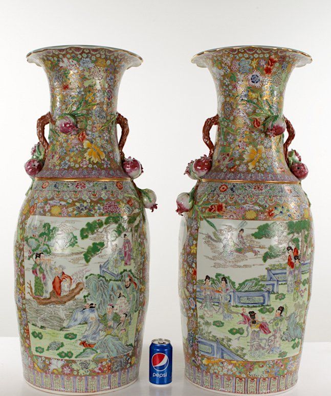 LARGE CHINESE FAMILLE ROSE PAIR