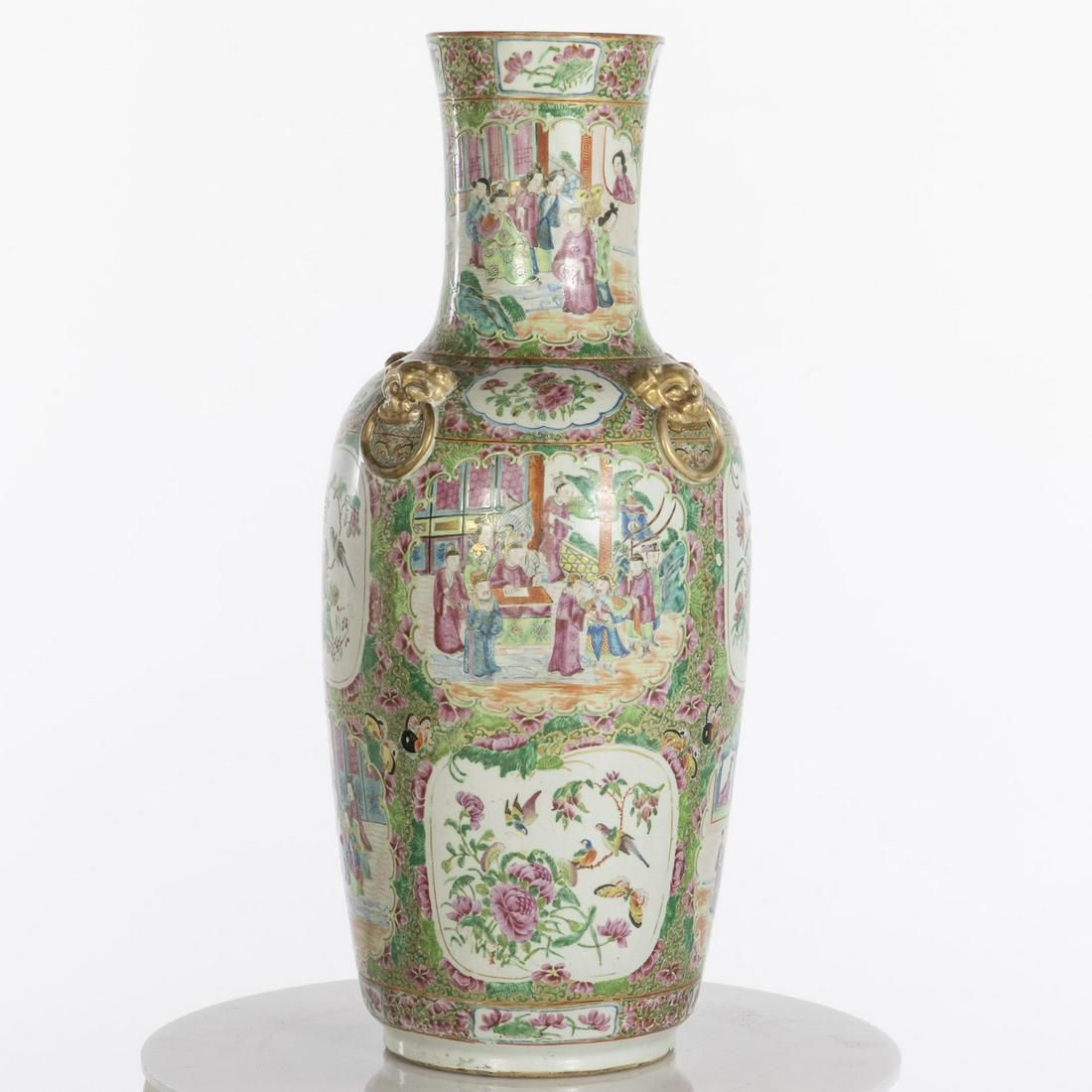 LARGE CHINESE FAMILLE ROSE