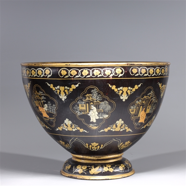 Large Chinese gilt lacquer wooden