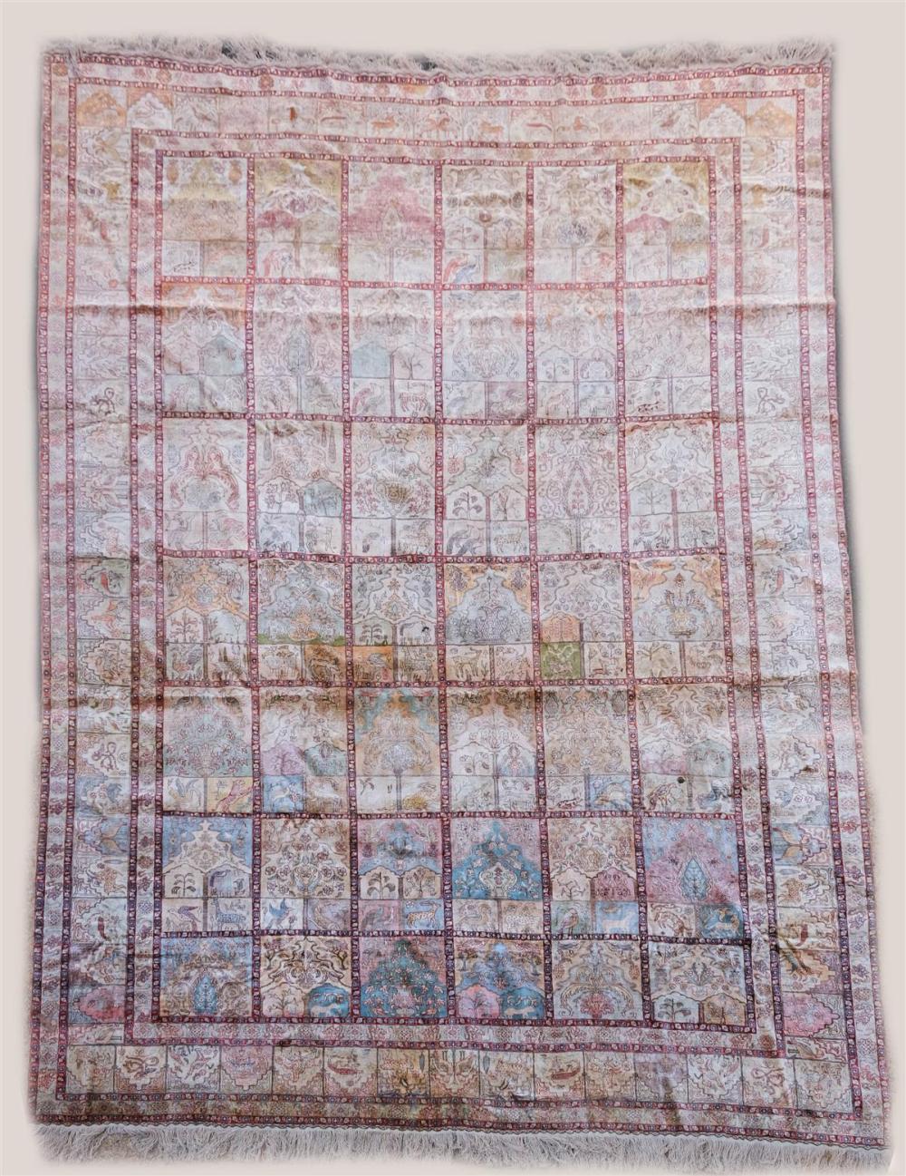 LARGE CHINESE HEREKE GARDEN OF