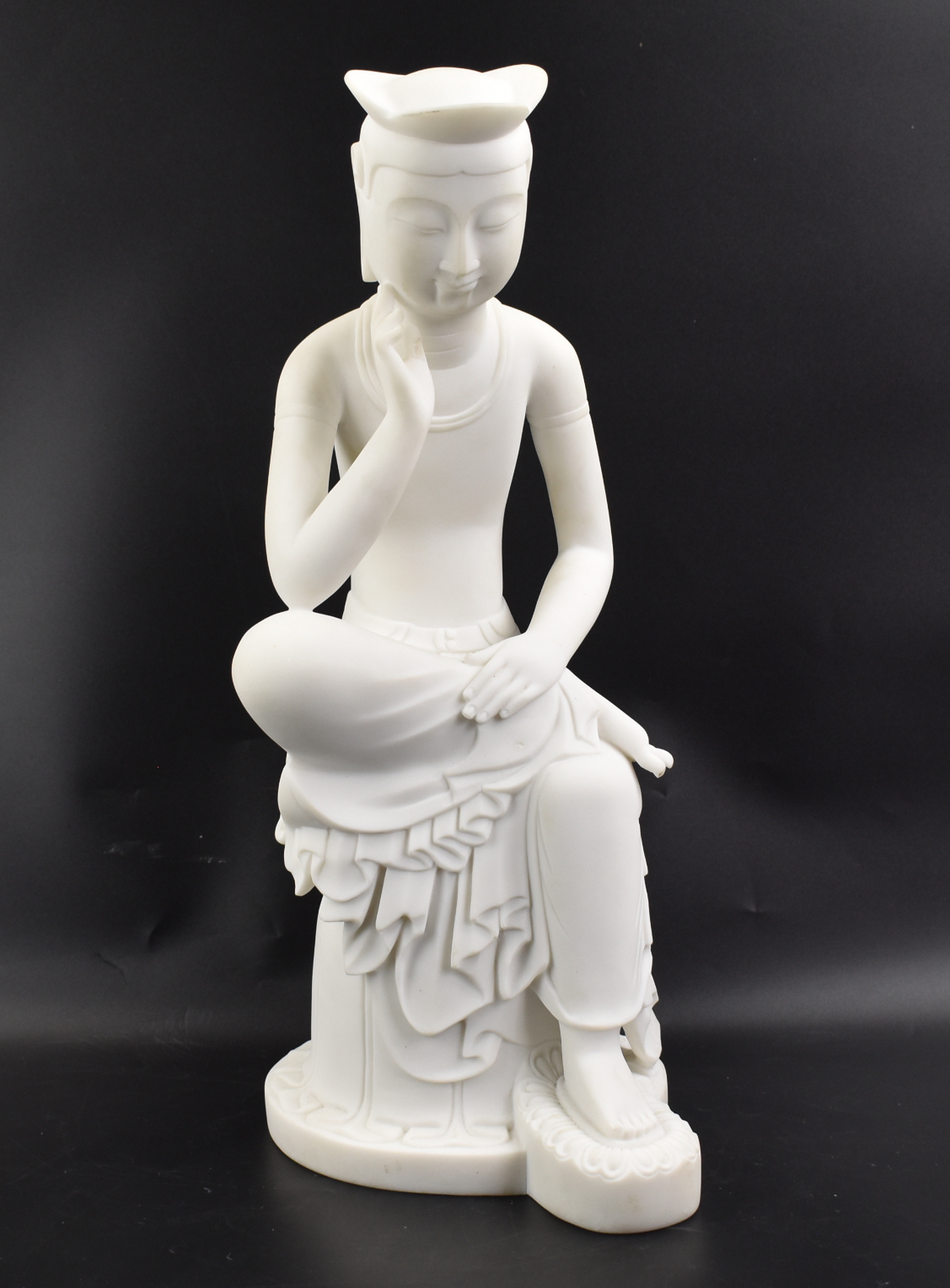 LARGE CHINESE MARBLE CARVED GUANYIN