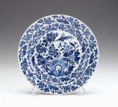 Large Chinese molded blue unde