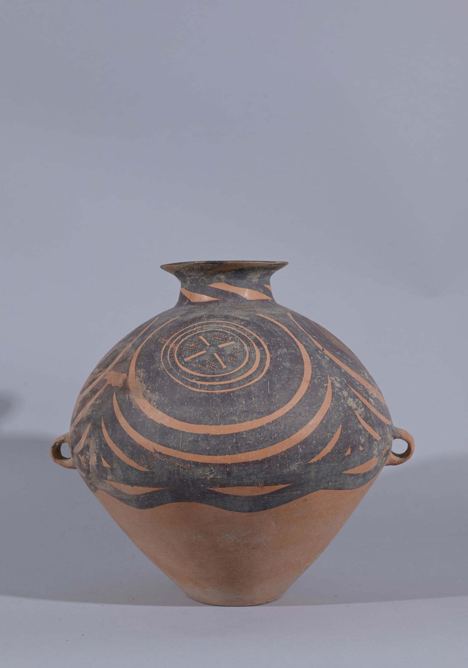 LARGE CHINESE NEOLITHIC POTTERY