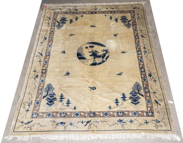 LARGE CHINESE NICHOLS STYLE RUG