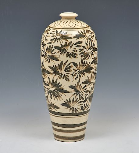 LARGE CHINESE PAINTED CIZHOU