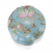 LARGE CHINESE PEACH FORM PORCE