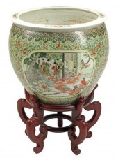 LARGE CHINESE PORCELAIN FISHBO