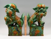 LARGE CHINESE PORCELAIN SANCAI