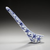 LARGE CHINESE PORCELAIN 'SANSK