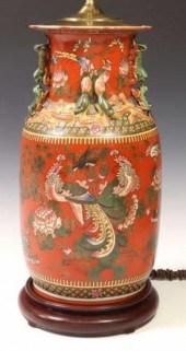 LARGE CHINESE PORCELAIN VASE T