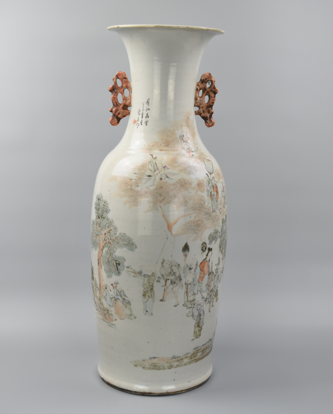 LARGE CHINESE QIANJIANG VASE W/