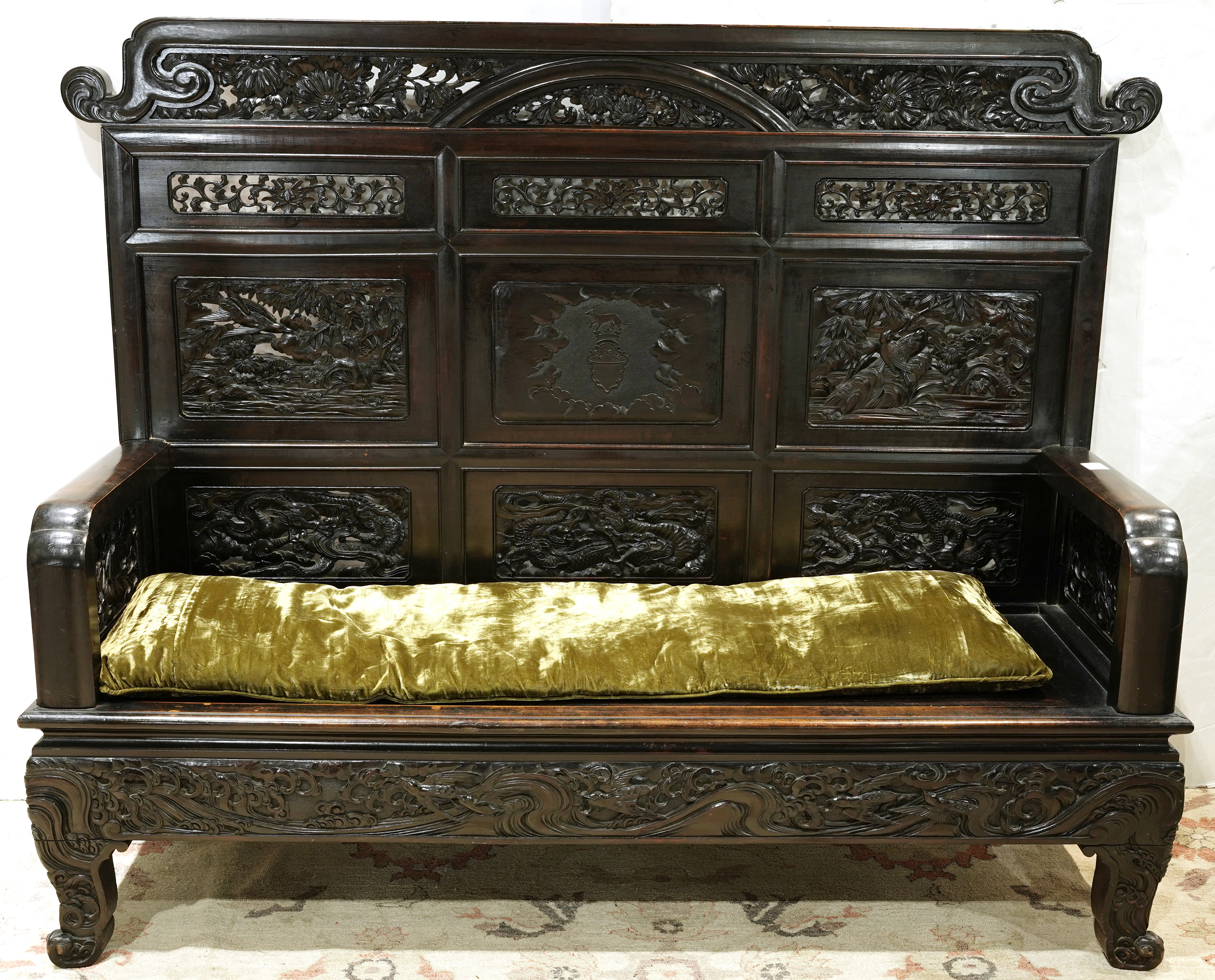 LARGE CHINESE WOOD SETTEE Large