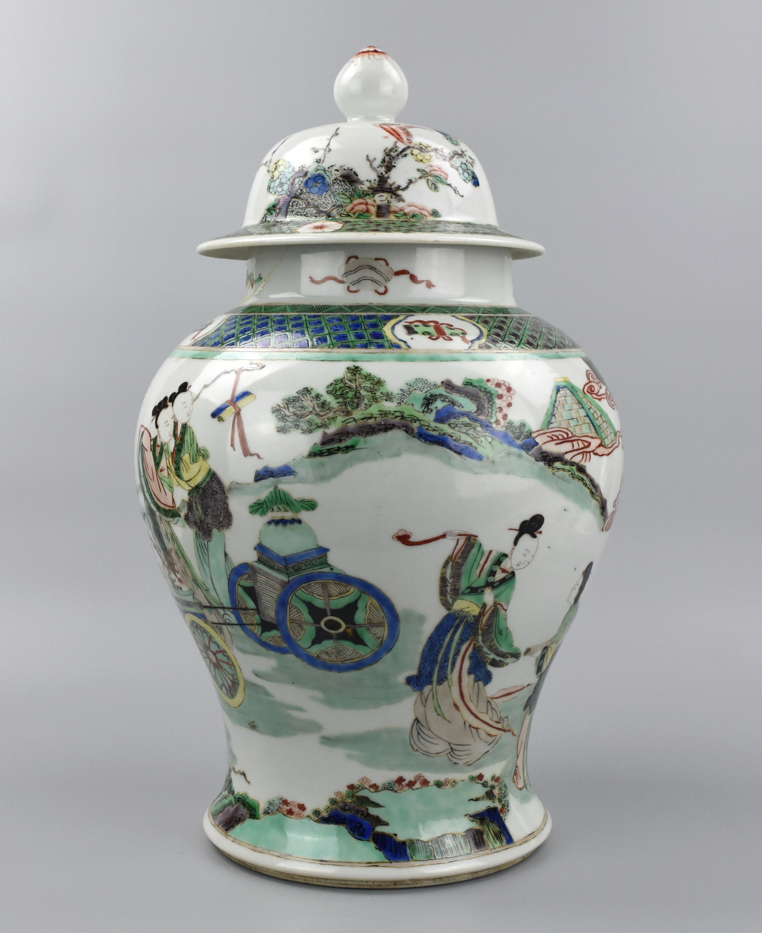 LARGE CHINESE WUCAI JAR W/