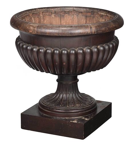 LARGE CLASSICAL MAHOGANY