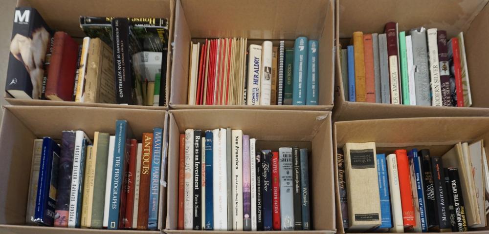 LARGE COLLECTION OF ANTIQUES AND
