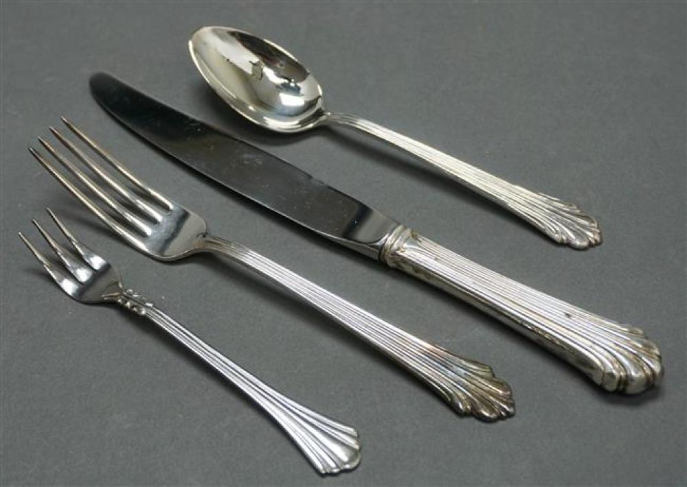 LARGE COLLECTION OF ASSORTED