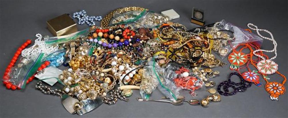 LARGE COLLECTION OF FASHION AND