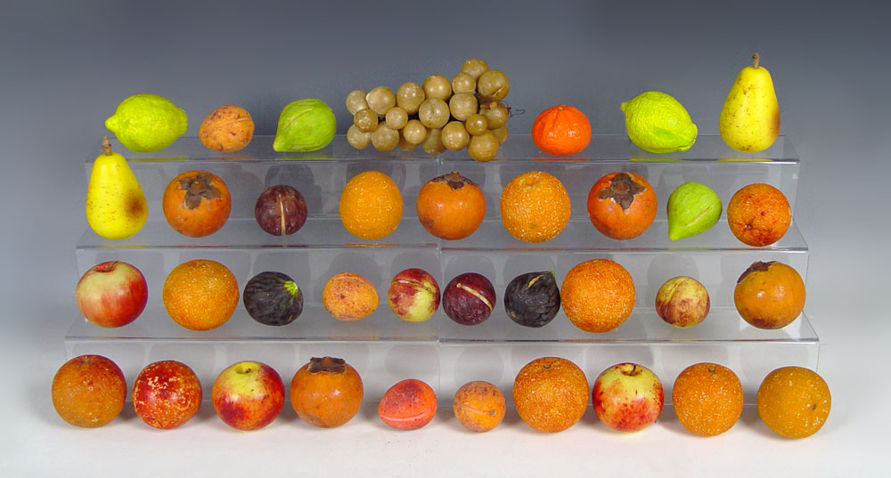 LARGE COLLECTION OF STONE FRUIT: