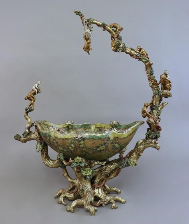 Large composition centerpiece