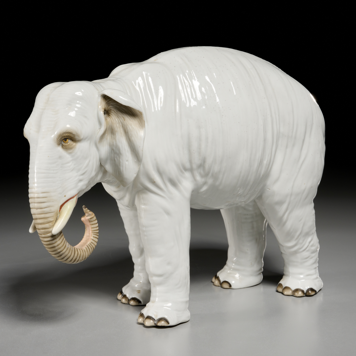 LARGE CONTINENTAL PORCELAIN MODEL