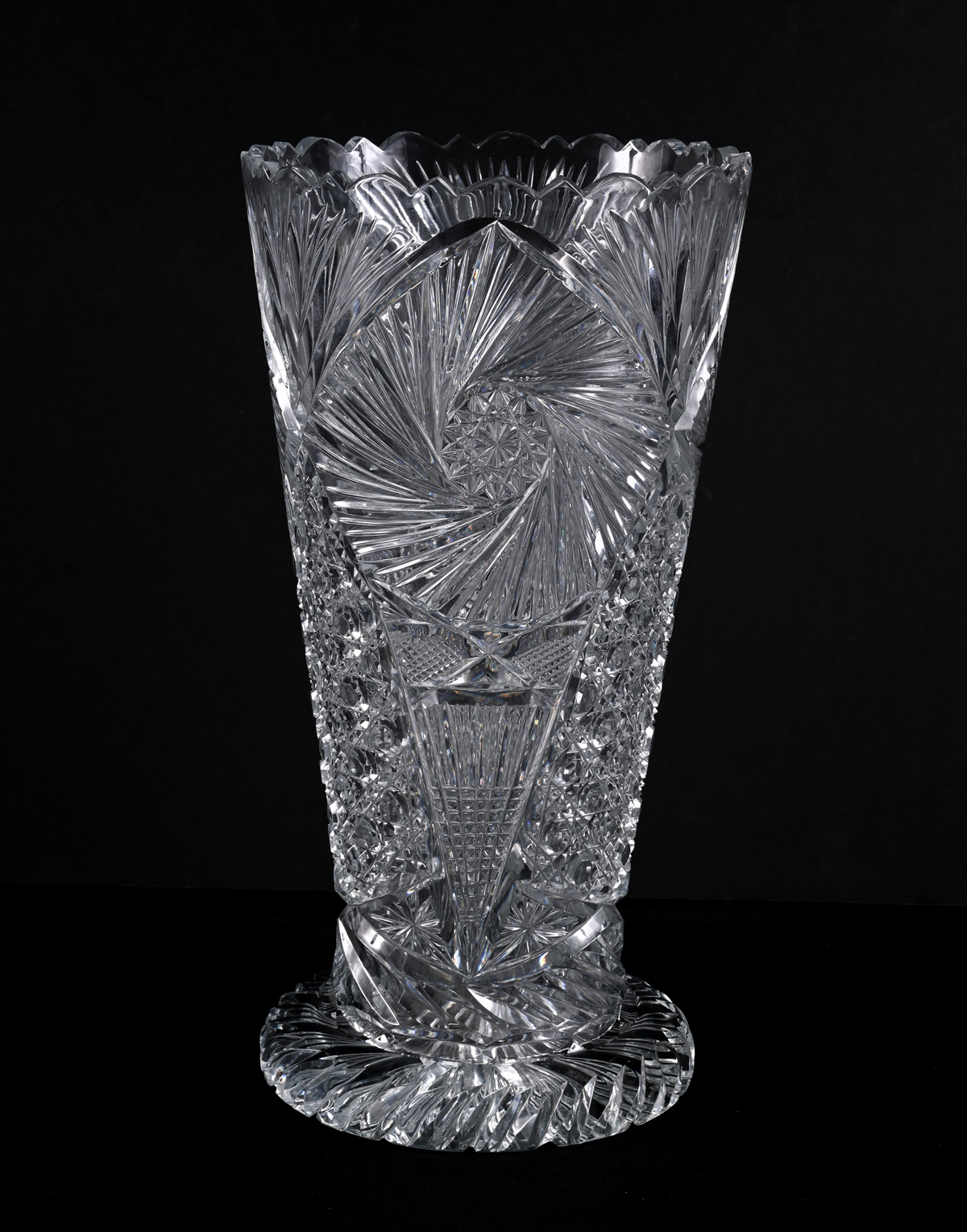 LARGE CUT GLASS VASE: Tall cut