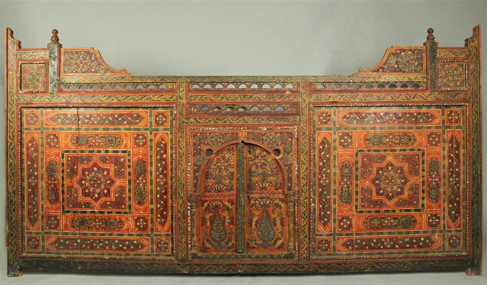 LARGE DAMASCUS POLYCHROME PAINTED